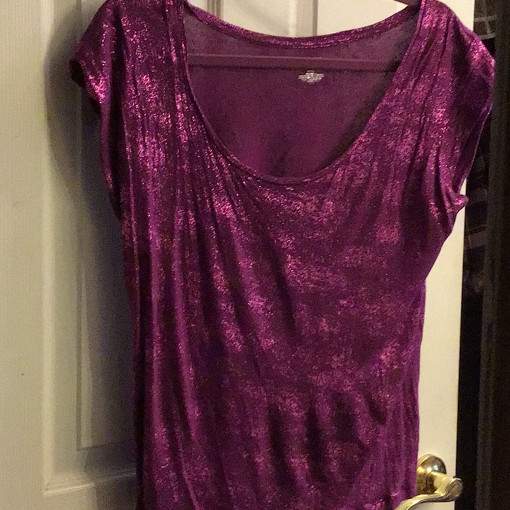 Shiny purple top
